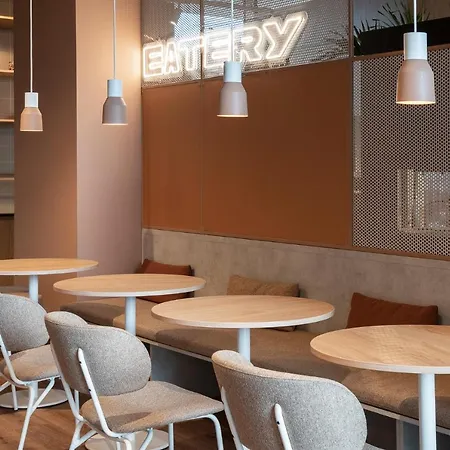 Ibis Budget Centrum Dampoort 2* Ghent