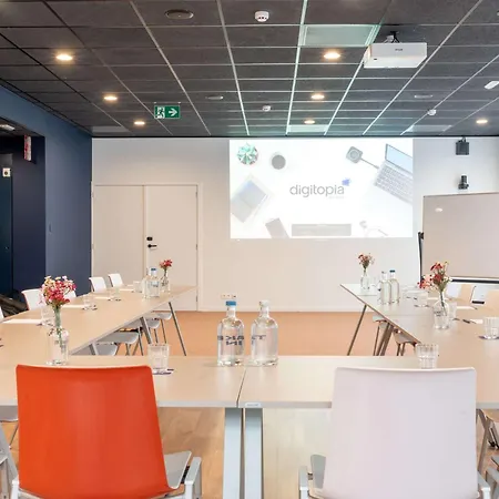 Ibis Budget Centrum Dampoort 2* Ghent