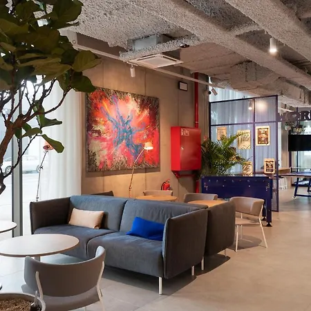 Ibis Budget Centrum Dampoort Otel