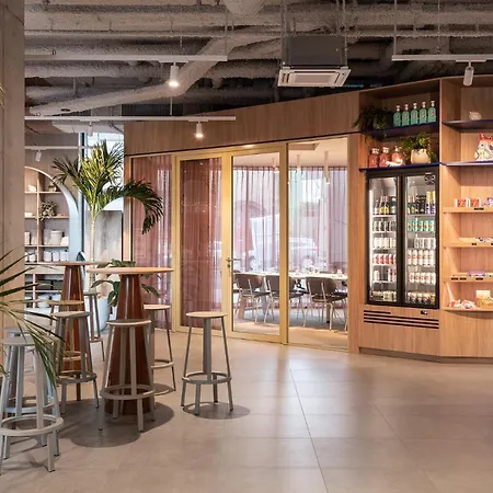 Ibis Budget Centrum Dampoort Готель 2*