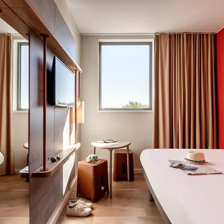 Hotel Ibis Budget Centrum Dampoort Gandawa