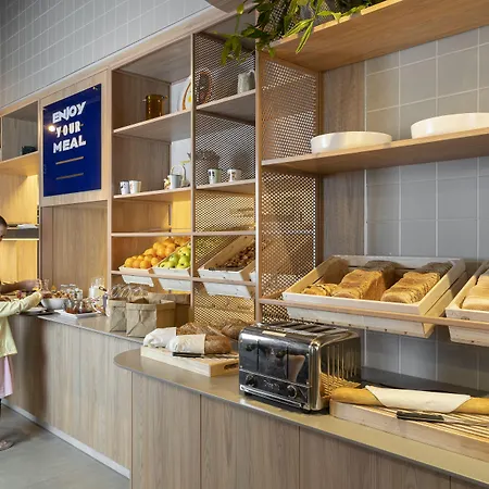 Ibis Budget Centrum Dampoort Hotel 2*