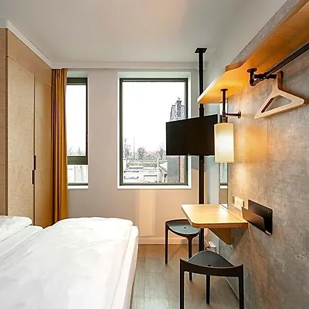 Ibis Budget Centrum Dampoort فندق 2*