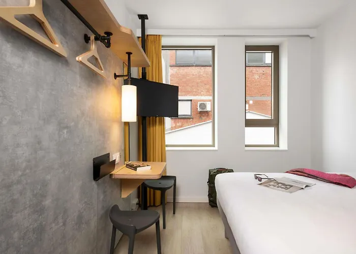 Ibis Budget Centrum Dampoort Гент